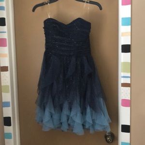 Blue strapless ombré dress